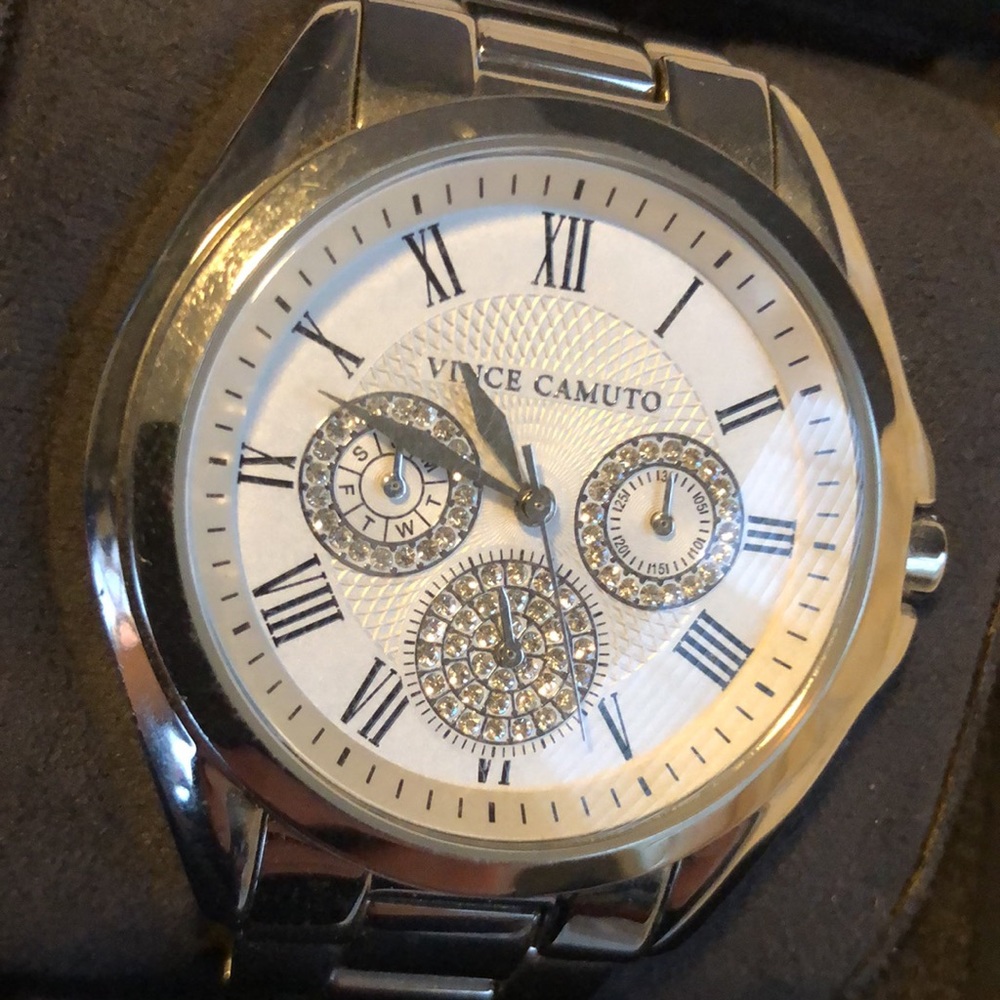 Silver Watch - Picture 2 of 8
